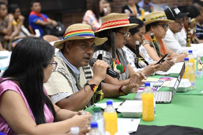 mesa de concentración indígena