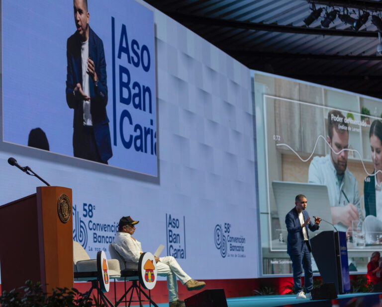 Con paquete de propuestas, la banca reafirma su compromiso con la reactivación económica del país