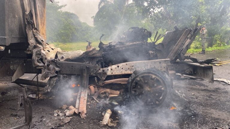 ELN ataca nuevamente en Arauca: explosivos contra una tanqueta del Ejército