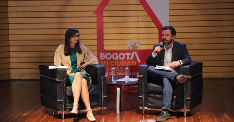 Bogotá presenta marco fiscal y presupuesto 2025 para el desarrollo