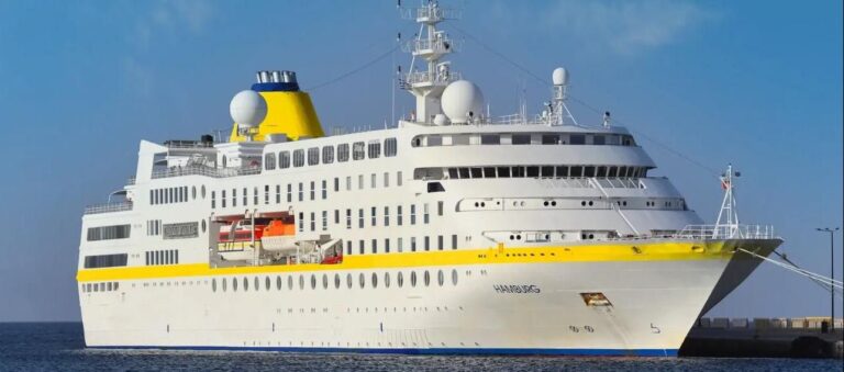 De Barranquilla a Cartagena, crucero desvía su rumbo