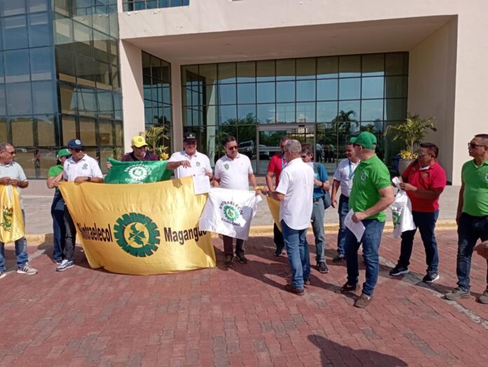 foto: Afinia y trabajadores inician mesa de negociación laboral