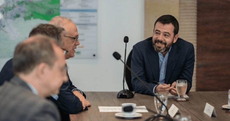 Bogotá y Francia impulsan proyectos estratégicos de infraestructura y educación