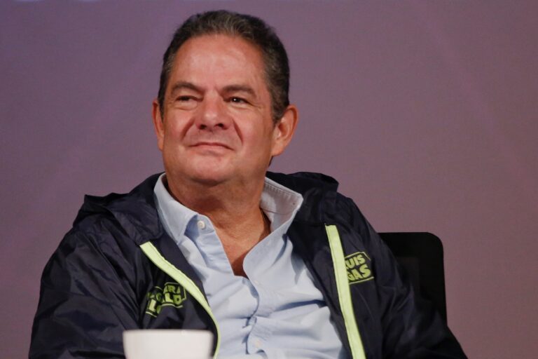 “Petro amenaza la Corte con Maduro y pronto a los colombianos”: Vargas Lleras