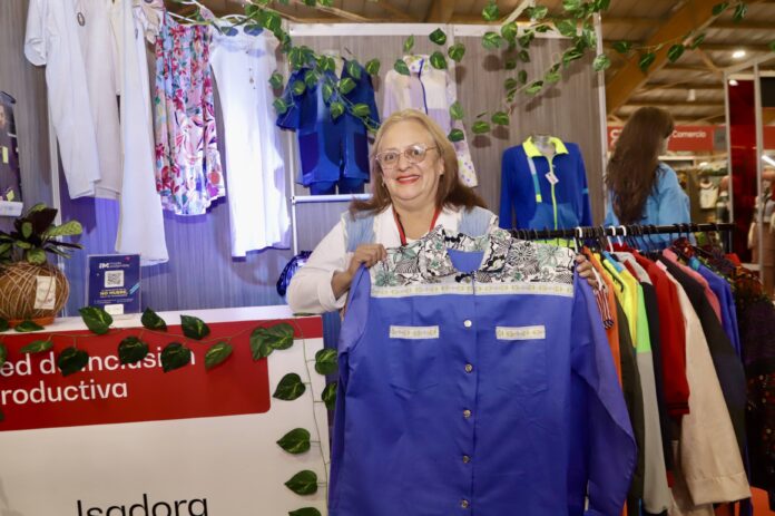 Alcaldía de Bogota- Secretaria del Medio Ambiente - IV Feria Ambiental_Plaza de las Ame´ricas