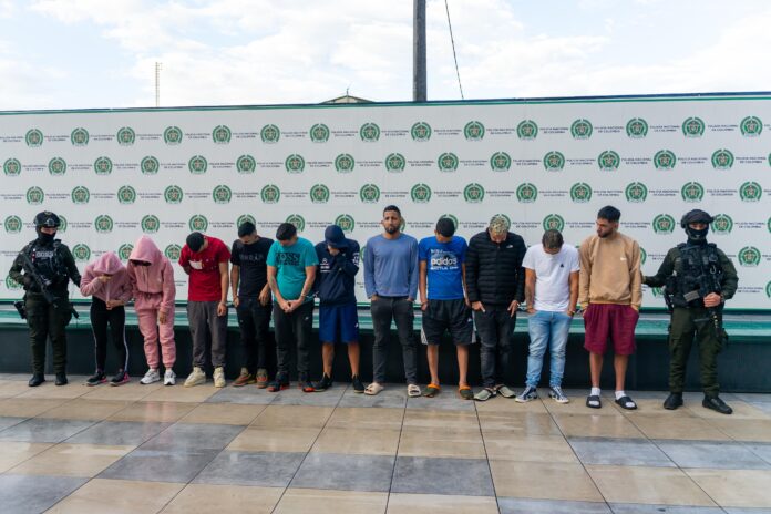 Foto Alcaldía de Bogotá -Autoridades dan duro golpe al ‘Tren de Aragua’ en Bogotá con la captura de 11 integrantes.jpg