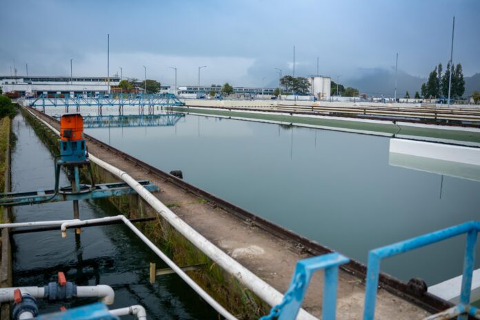 Foto-Alcaldia-de-Bogota-Planta-Tibitoc-lista-para-entregar-mas-agua-a-Bogota--scaled.jpg