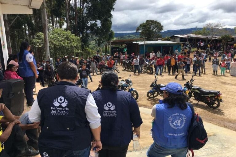 Foto-Defensoria-del-Pueblo-alerta-sobre-desplazamiento-masivo-de-personas-material-de-archivo.jpeg
