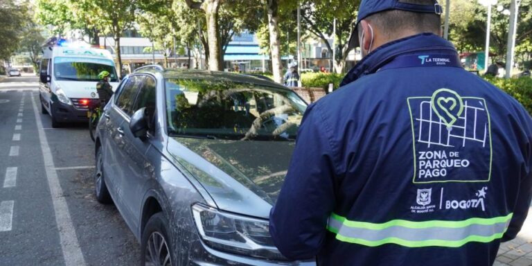 Imagenes-Adminsitracion-Distrital-sistema-de-parqueo-pago-en-Bogota.jpeg