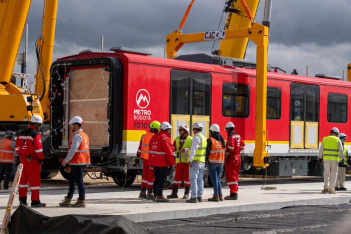 primer-tren-metro-bogota-llegada-2025.jpg