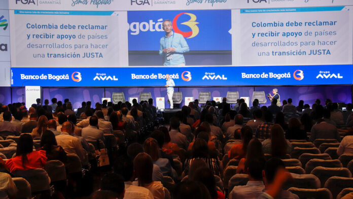 asobancaria-lista-clinton-petro-benedetti.jpg asobancaria-lista-clinton-petro-benedetti.jpg