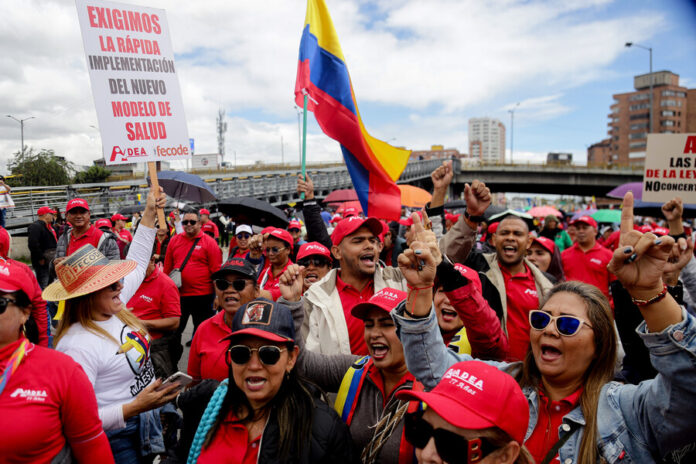marcha-sindicatos-bogota-14-octubre-fecode-cut.jpg