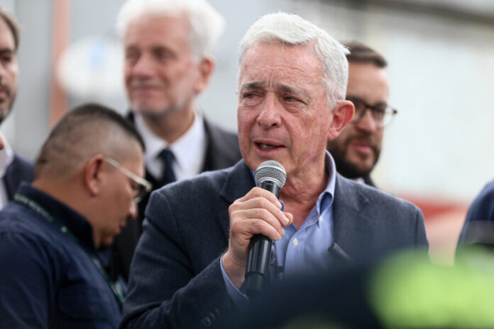 interceptaciones-ilegales-uribe-tribunal.jpg