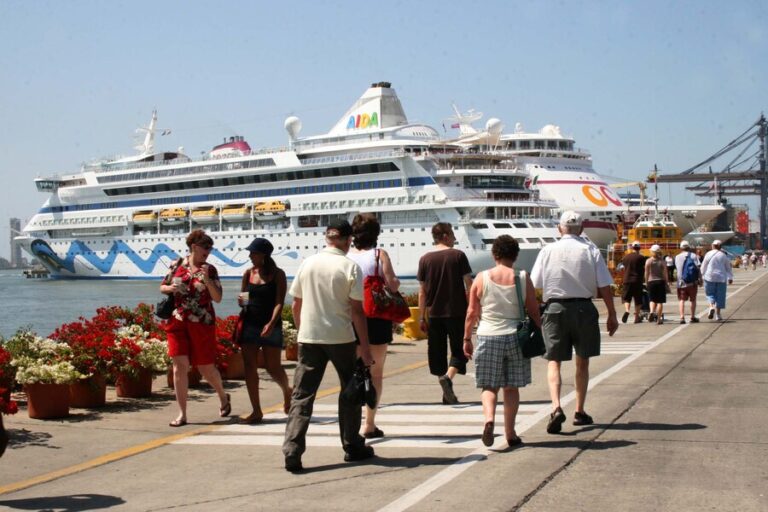 turismo-internacional-colombia-visitantes-2025.jpg