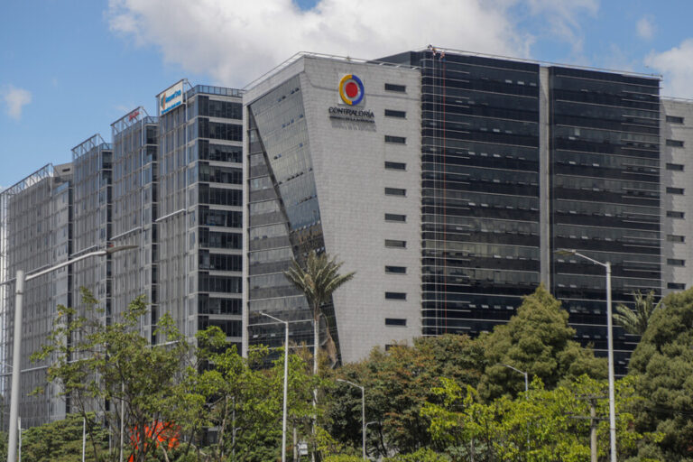 Contraloría recupera $3,8 billones del Estado