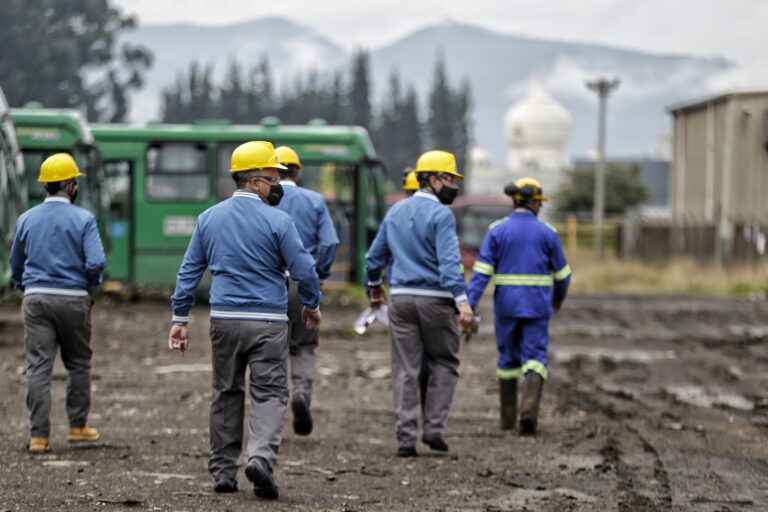 CNSC abre convocatoria con más de 30 mil vacantes para trabajar con el Estado