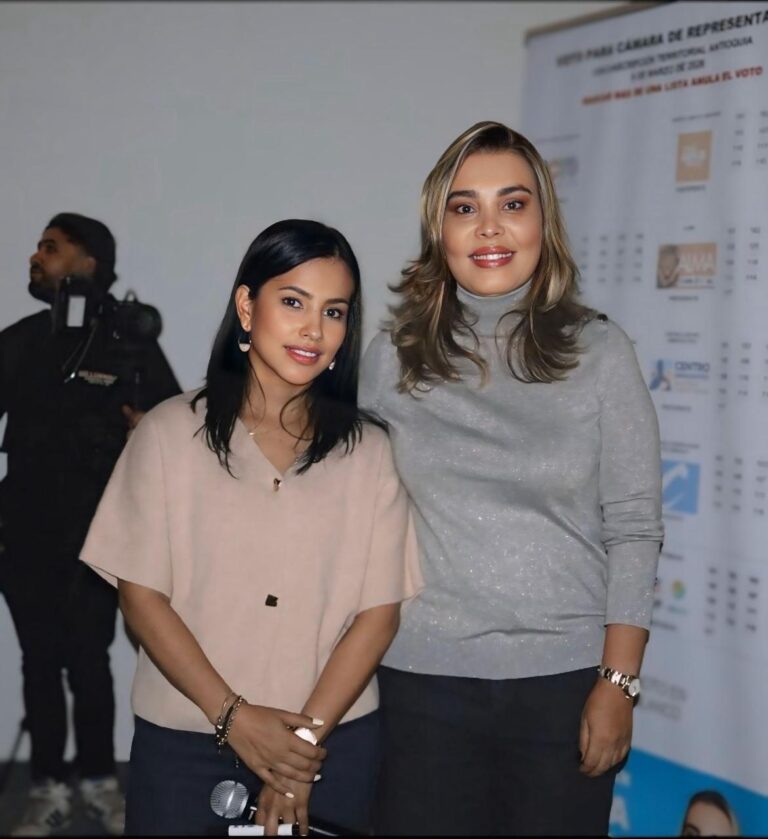 Paulina Aguinaga se une a la campaña de Lina García y Juan Felipe Lemos