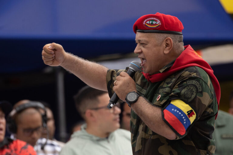 Diosdado Cabello reaparece y llama a la calma, tras la captura del presidente Maduro