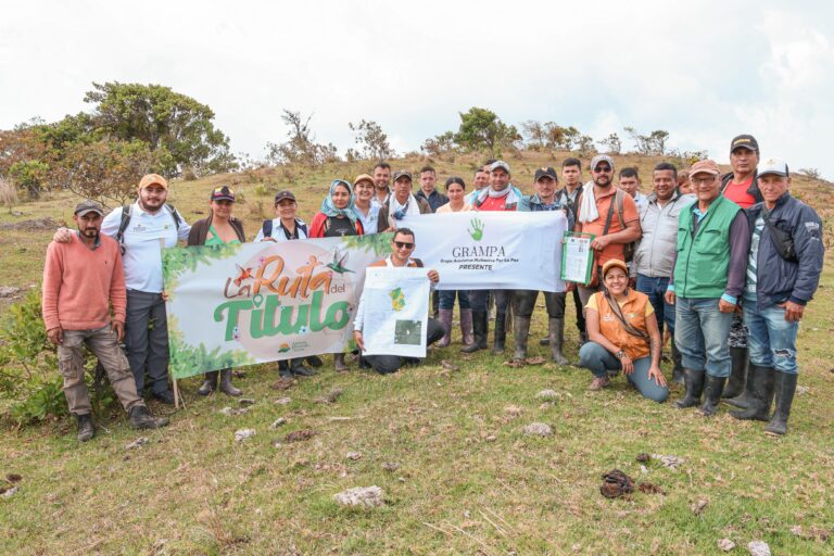 La Agencia de Tierras entrega 44.000 hectáreas en 13 departamentos del país