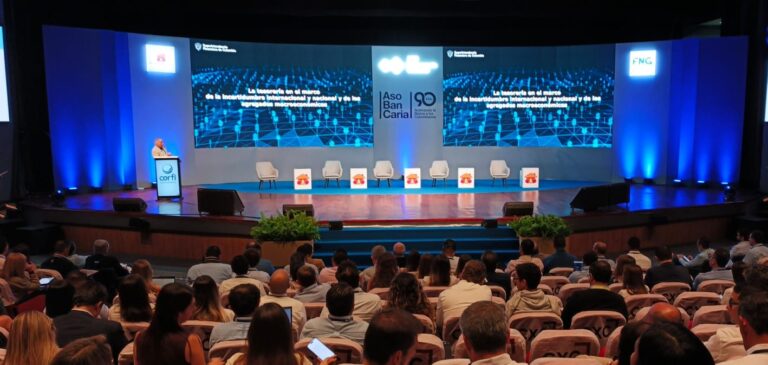 Asobancaria estima que la inflación anual repuntará al 5,40% en enero