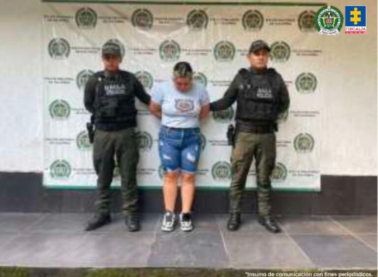 Una funcionaria bancaria es señalada de ser el «topo» de una red de extorsión carcelaria