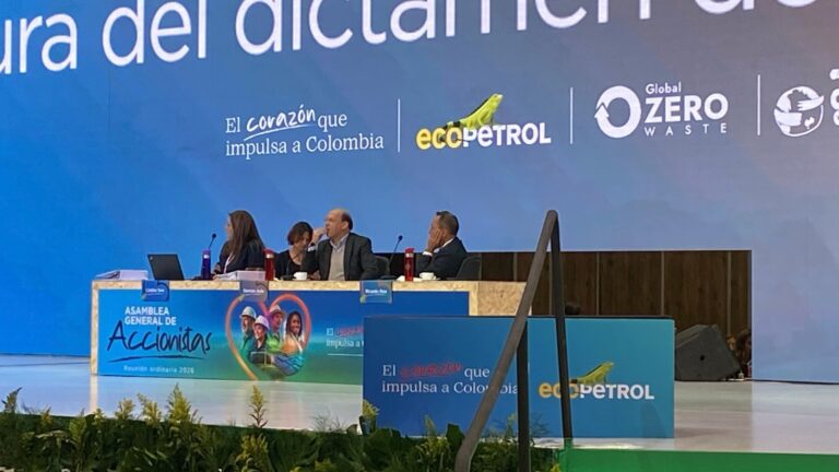 En medio de abucheos, Ricardo Roa presento el informe de gestion de Ecopetrol