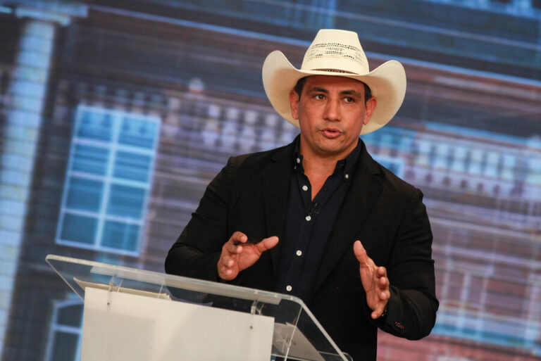 senador Alirio Barrera