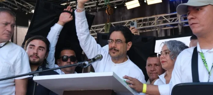 Balotaje en Colombia: Cepeda dice que revisará la ‘paz total’ de Petro antes de la segunda vuelta