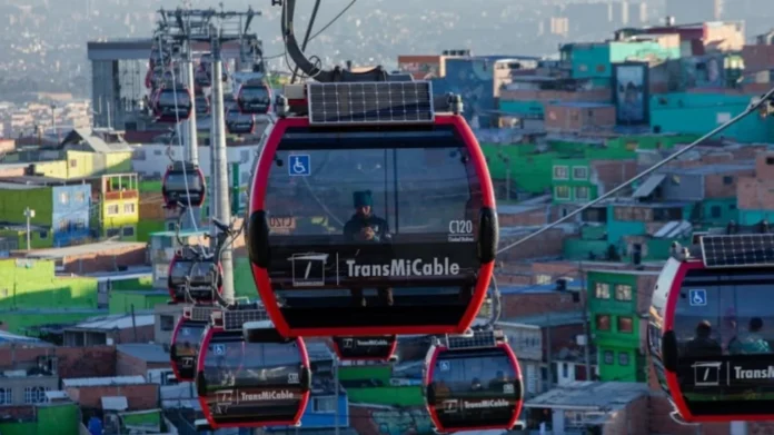 suspensión de TransMiCable