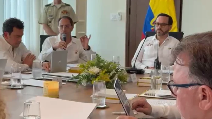 Gobierno ordena crear Bloque